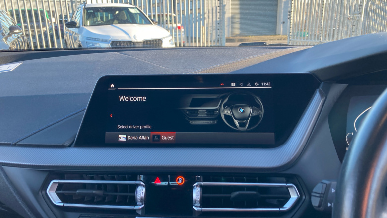 BMW 1 Series 118i [136] M Sport 5dr [Live Cockpit Professional] Petrol Hatchback